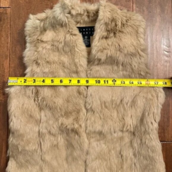 Finity Studio Tan Rabbit Fur Vest Sz Small - Picture 5 of 7